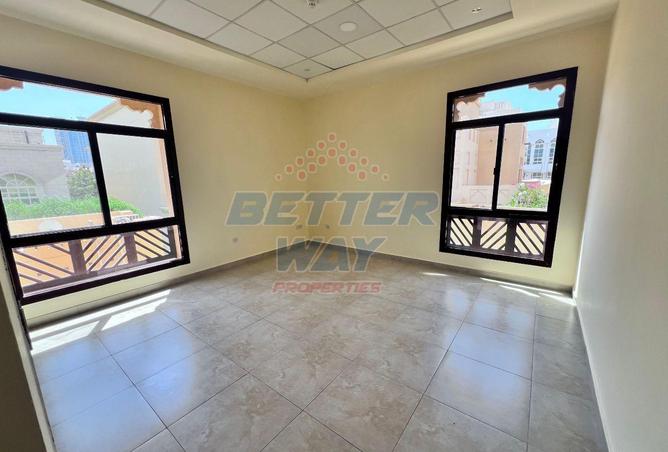 102831616 - Property Image 3
