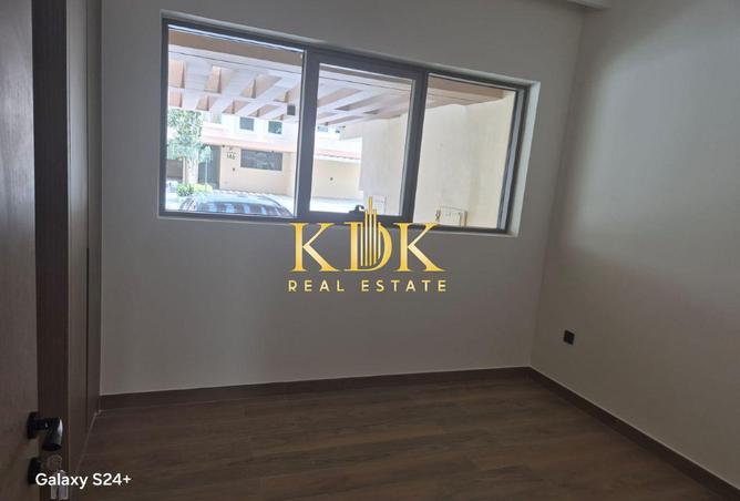 123363483 - Property Image 2