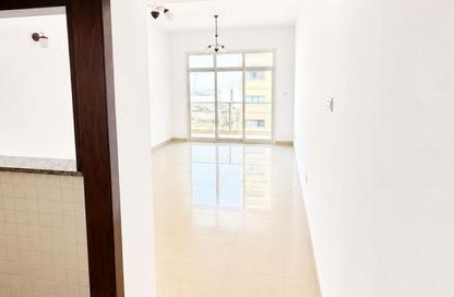 Apartment - Studio - 1 Bathroom for rent in Silicon Avenue - Dubai Silicon Oasis - Dubai