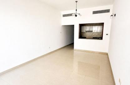 Apartment - Studio - 1 Bathroom for rent in Silicon Avenue - Dubai Silicon Oasis - Dubai