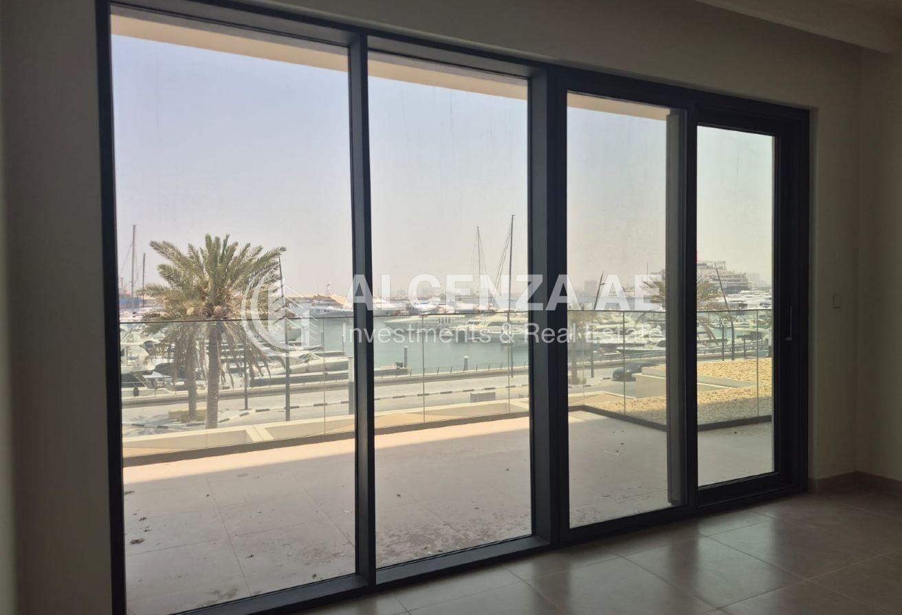 Full Sea view | Huge Layout | Spacious photo 4