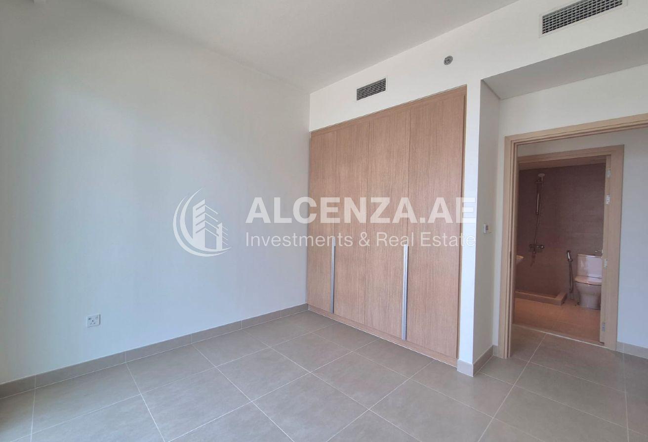 Full Sea view | Huge Layout | Spacious photo 11