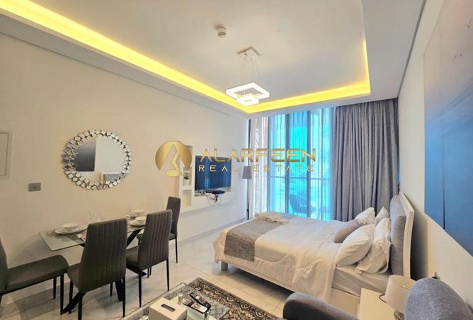94008031 - Property Image 2