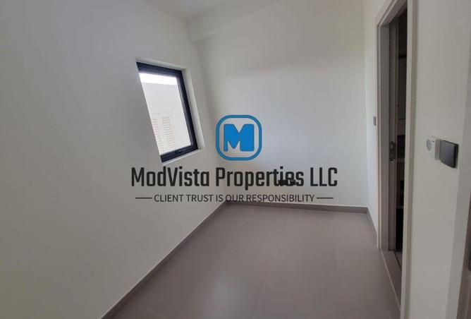 53603765 - صورة العقار 2