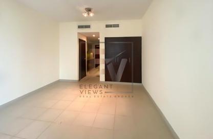 Apartment - Studio - 1 for rent in Boulevard Central Tower 2 - Boulevard Central Towers - Downtown Dubai - Dubai
