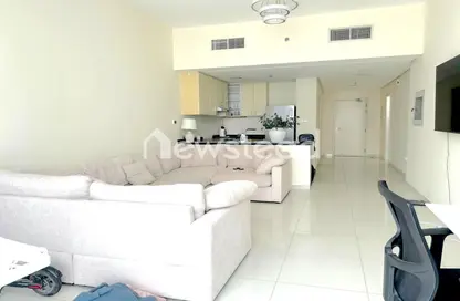 Apartment - 1 Bedroom for sale in Golf Horizon A - Golf Horizon - Golf Town - DAMAC Hills - Dubai