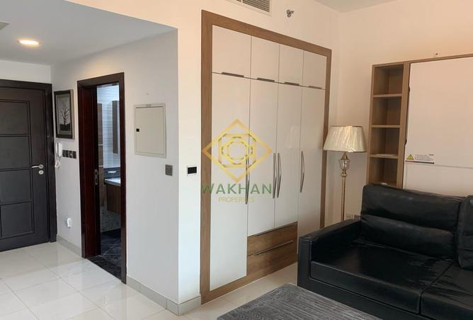 104689962 - Property Image 3