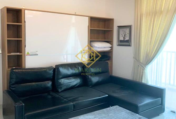 104689962 - Property Image 2