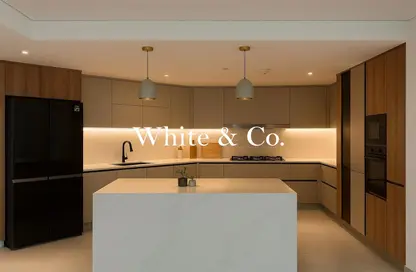 Apartment - 3 Bedrooms - 4 Bathrooms for rent in Al Khudrawi - Shoreline Apartments - Palm Jumeirah - Dubai