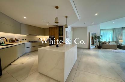 Apartment - 3 Bedrooms - 4 Bathrooms for rent in Al Khudrawi - Shoreline Apartments - Palm Jumeirah - Dubai