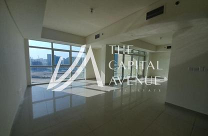 Apartment - 3 Bedrooms - 5 Bathrooms for rent in Tala Tower - Marina Square - Al Reem Island - Abu Dhabi