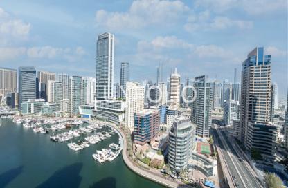 Apartment - 2 Bedrooms - 3 Bathrooms for sale in Marina Wharf 1 - Marina Wharf - Dubai Marina - Dubai