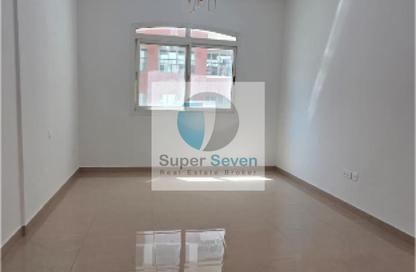 Apartment - 1 Bedroom - 2 Bathrooms for rent in Trafalgar Tower - CBD (Central Business District) - International City - Dubai