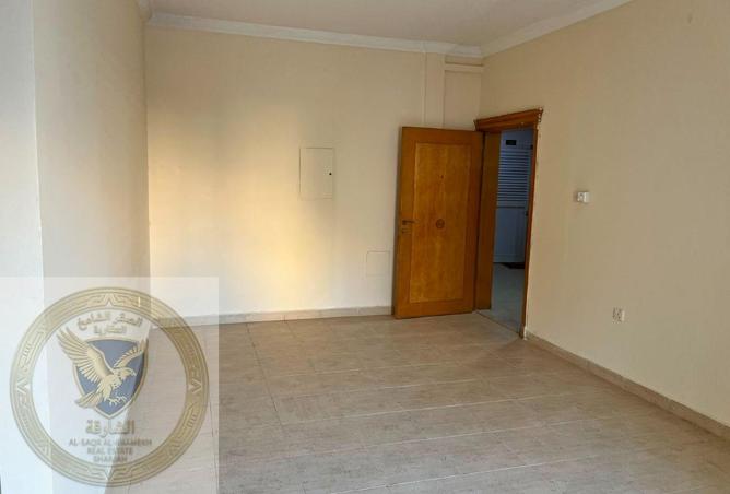 102411981 - Property Image 2