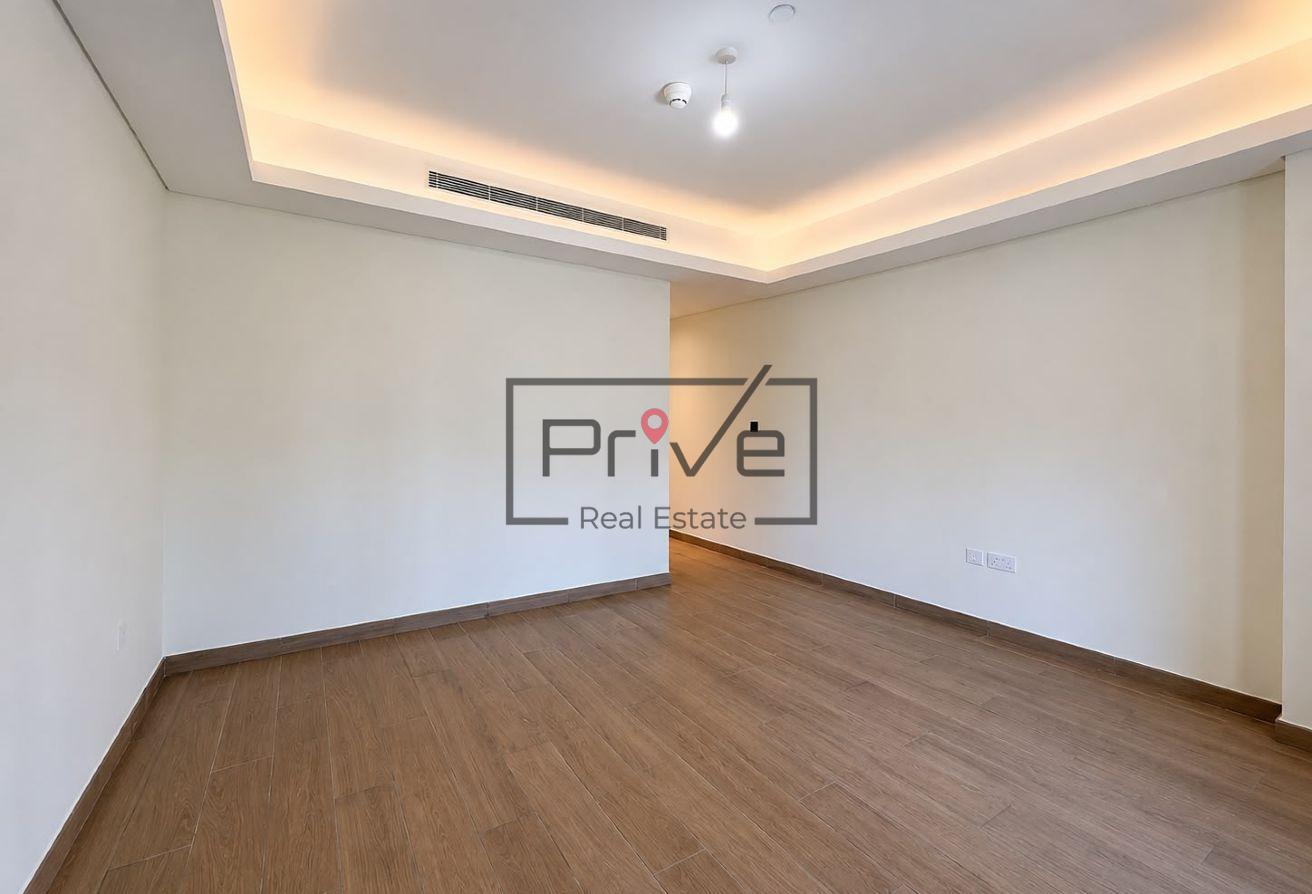 Be the First Tenant | Corner Unit | Spacious 3BR+M photo 11