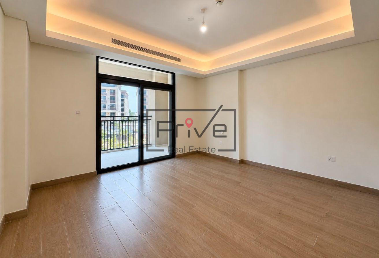 Be the First Tenant | Corner Unit | Spacious 3BR+M photo 8