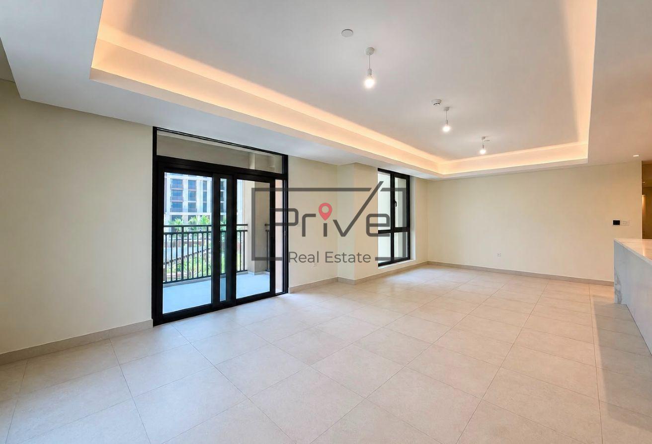 Be the First Tenant | Corner Unit | Spacious 3BR+M photo 4