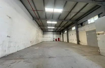 مستودع - استوديو - 1 حمام للايجار في بناء الصناعية 13 - منطقة رقم 13 - المنطقة الصناعية بالشارقة - الشارقة