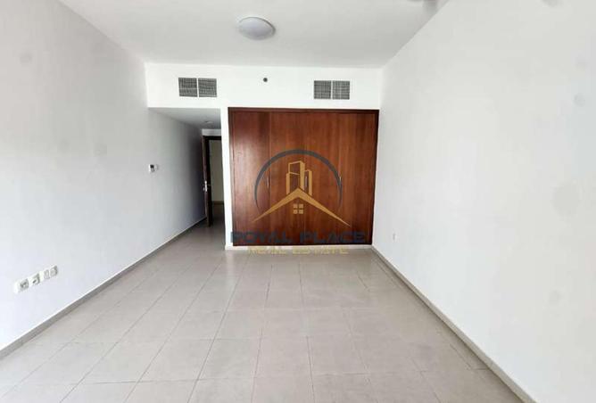 77390112 - Property Image 2