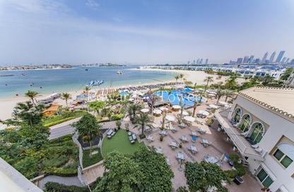Apartment - 2 Bedrooms - 3 Bathrooms for rent in Al Nabat - Shoreline Apartments - Palm Jumeirah - Dubai