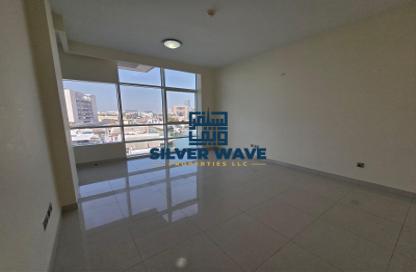 Apartment - 2 - 3 for rent in Al Marasy - Al Bateen - Abu Dhabi