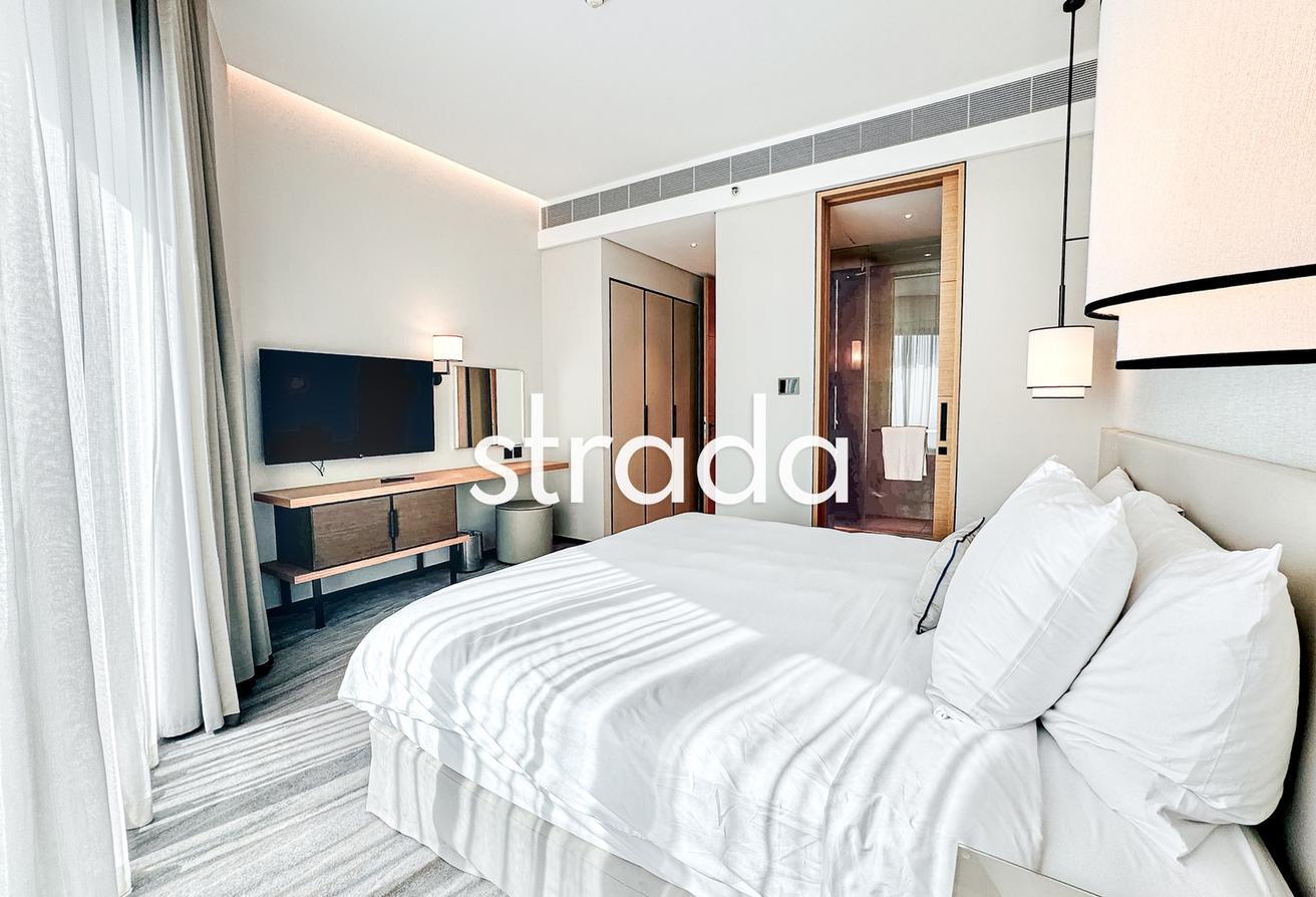 3 Spacious Bedrooms | Rooftop Pool | Sea View photo 8