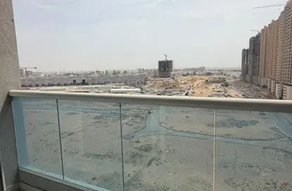Apartment - 2 Bedrooms - 2 Bathrooms for rent in Gulf Tower - Emirates City - Ajman