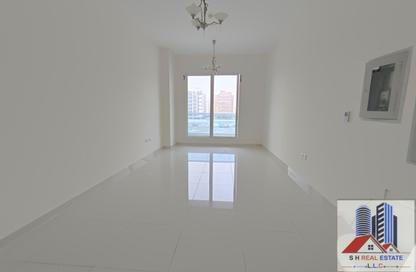 Apartment - 2 - 3 for rent in Al Salam 99 Building - Al Warqa'a 1 - Al Warqa'a - Dubai