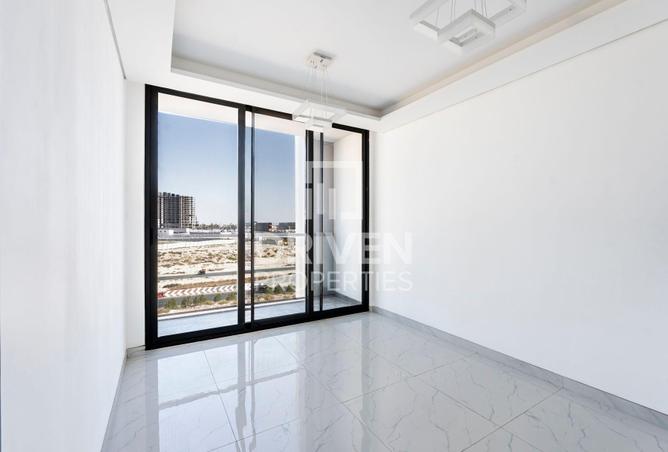 80702007 - Property Image 2