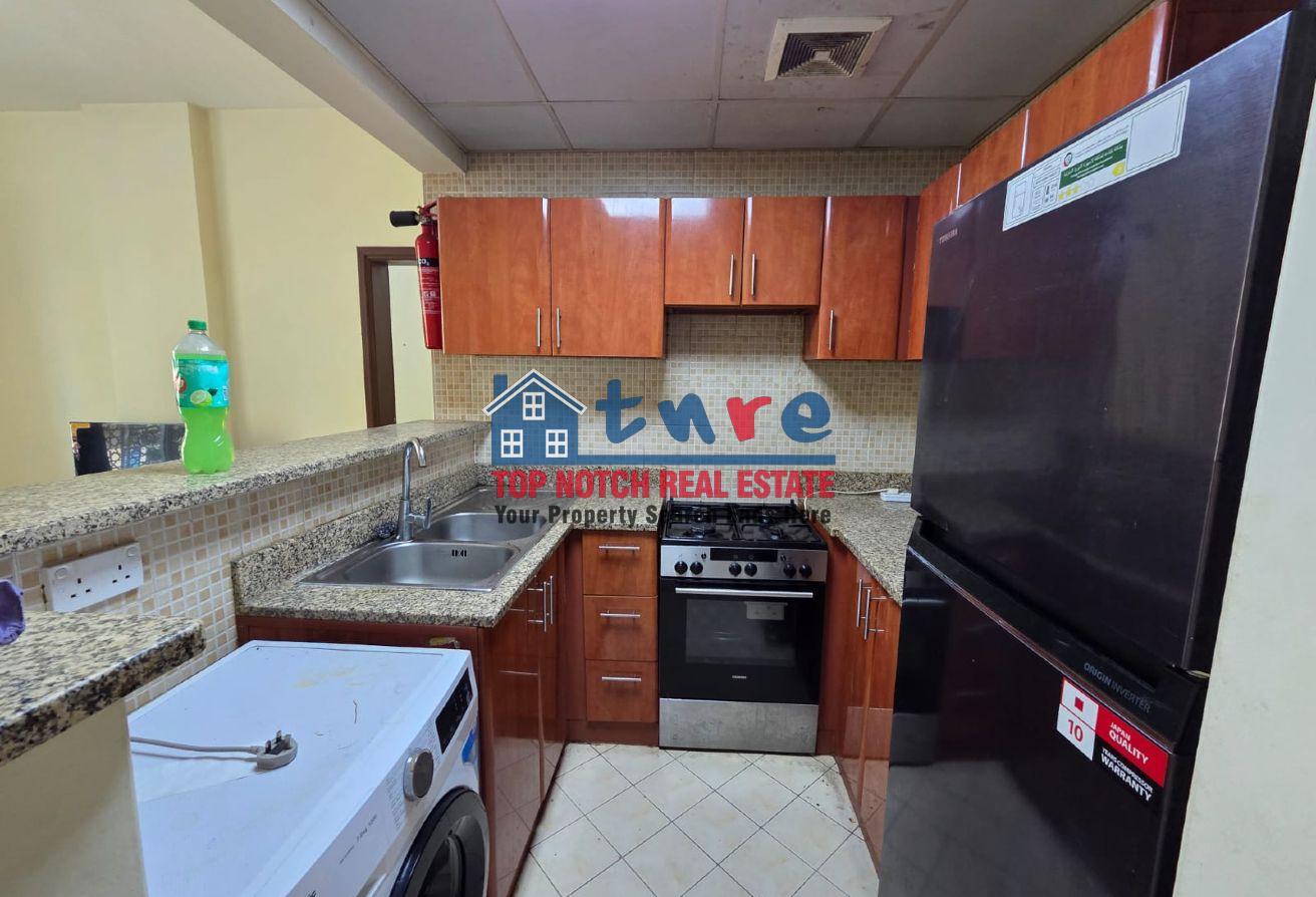 Large 1 BR | 2 Balconies | For Families | Vacant photo 4