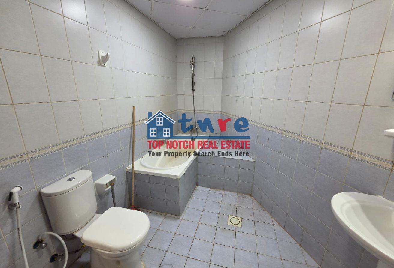 Large 1 BR | 2 Balconies | For Families | Vacant photo 8