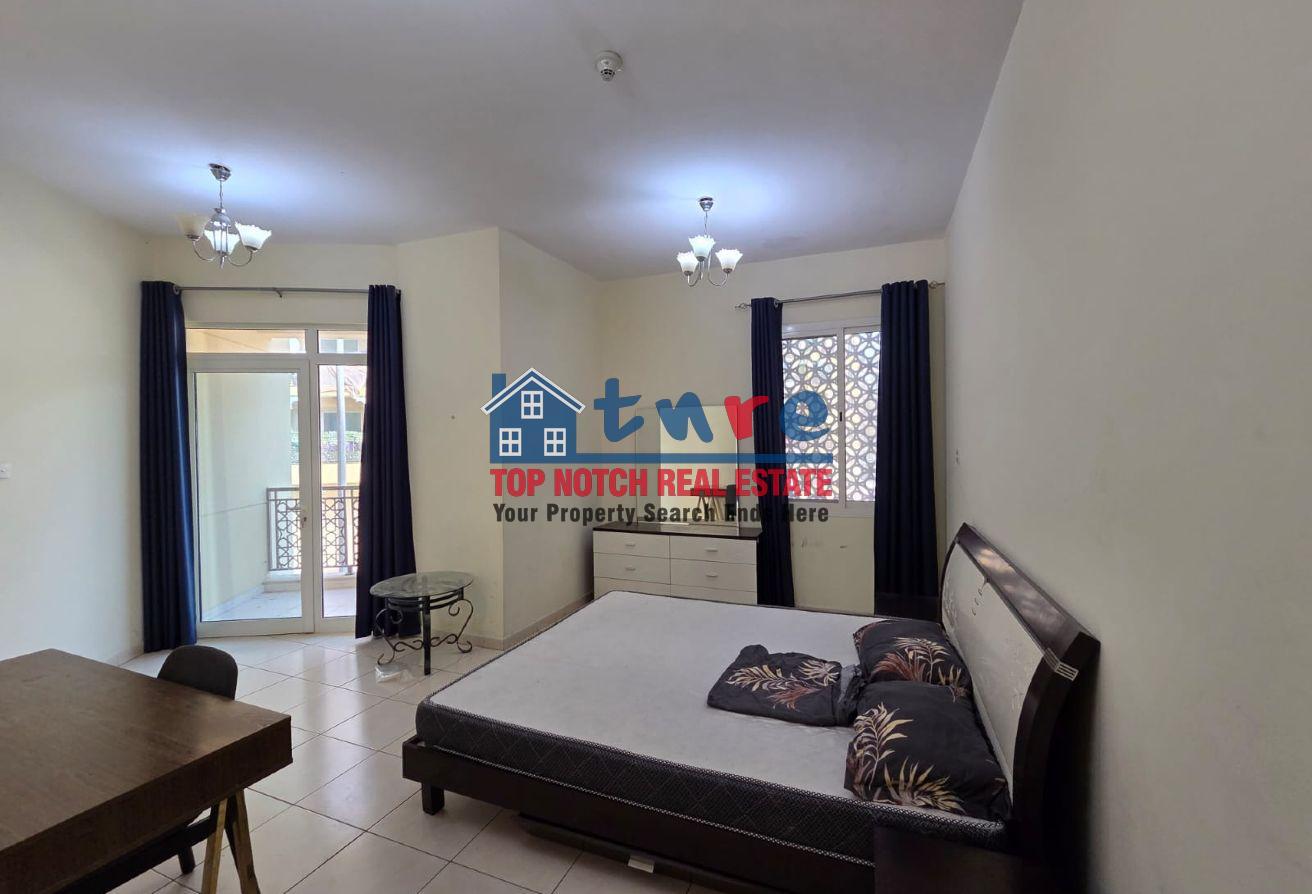 Large 1 BR | 2 Balconies | For Families | Vacant photo 5
