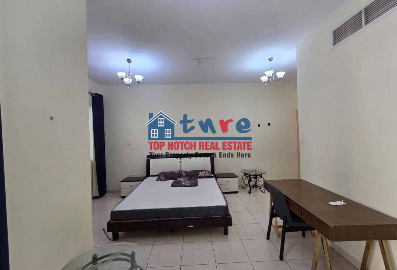 Large 1 BR | 2 Balconies | For Families | Vacant photo 6