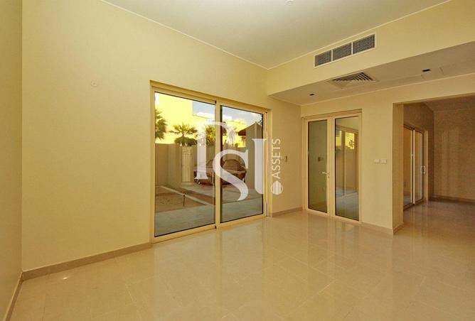 16130018 - Property Image 3