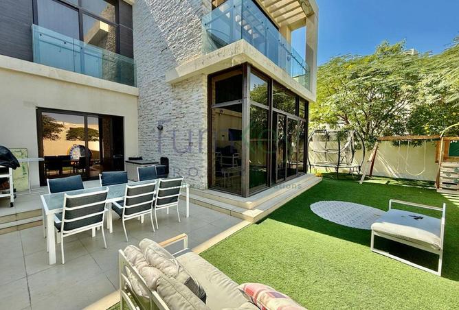 82802201 - Property Main Image