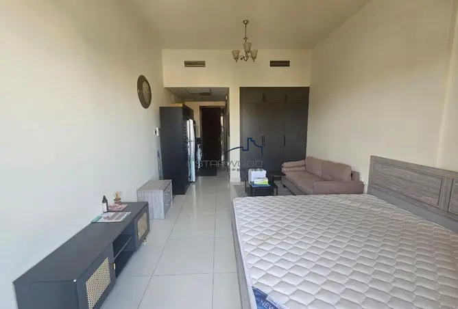 100423851 - Property Image 2