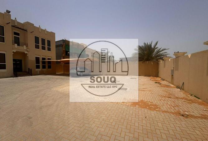 111413419 - Property Image 3