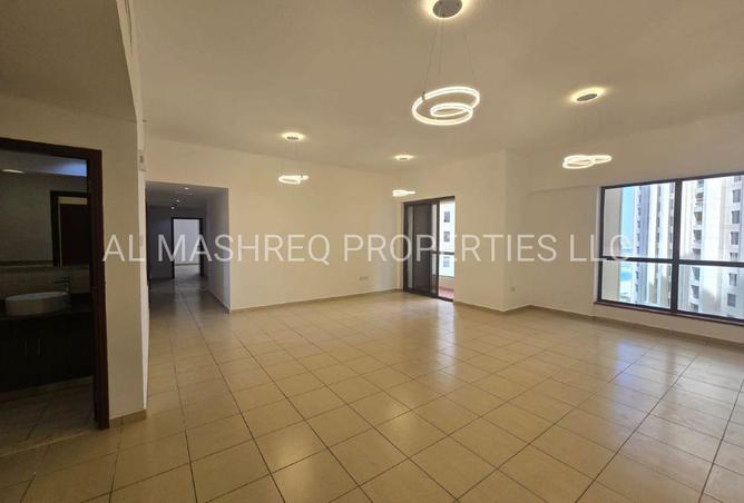 54389903 - صورة العقار 3