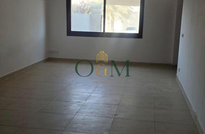 Apartment - Studio - 1 for rent in Khalifa City A - Khalifa City - Abu Dhabi