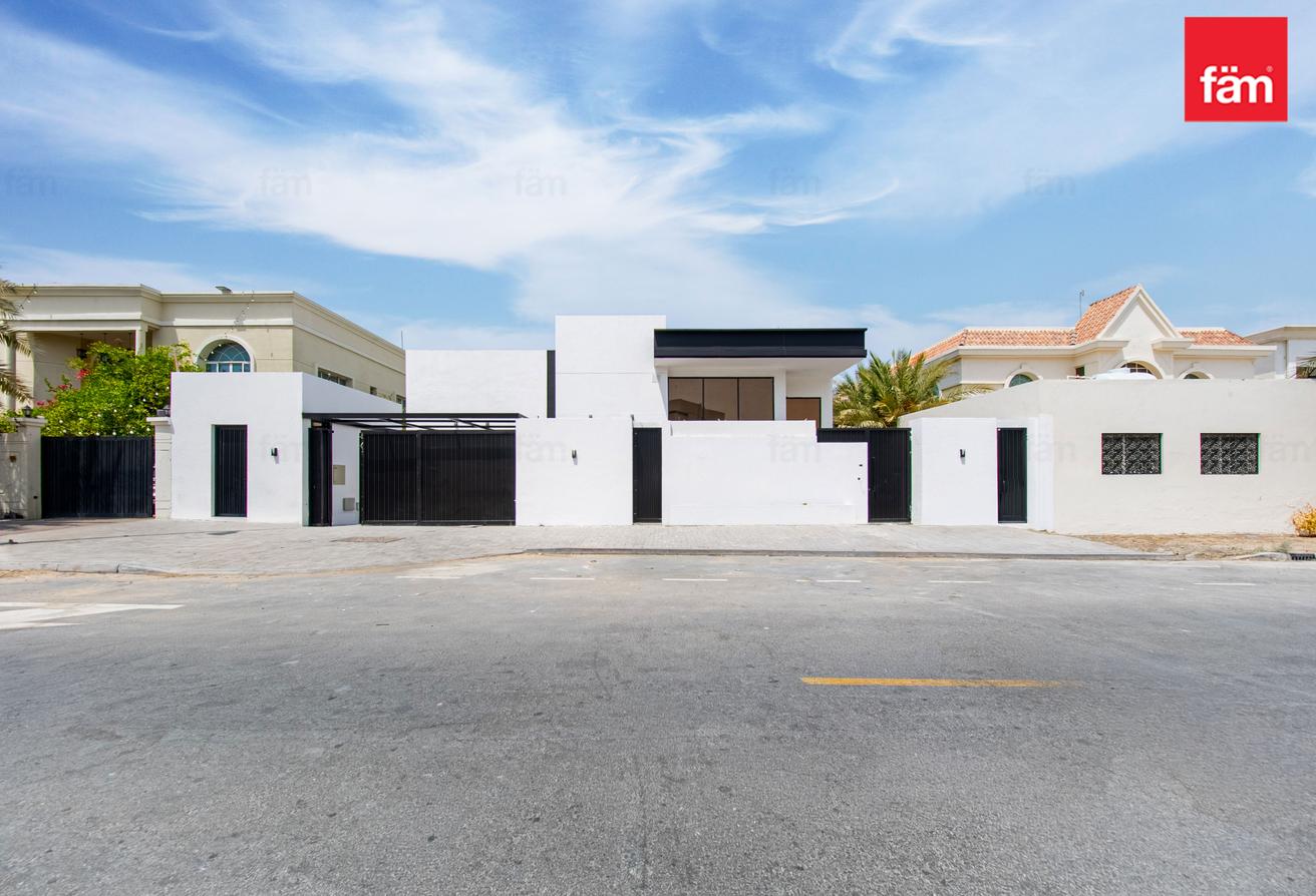 Suburban villa for family, easy access to the city photo 29