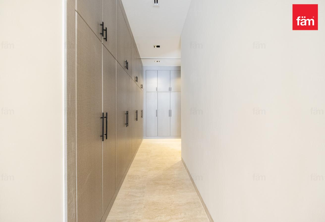 Suburban villa for family, easy access to the city photo 11