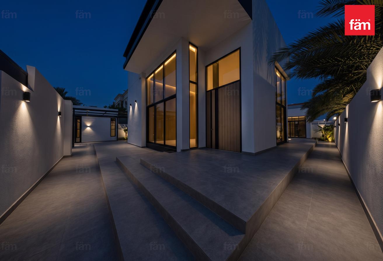 Suburban villa for family, easy access to the city photo 24