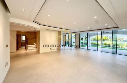 Villa - 5 - 6 for rent in Jumeirah Park - Dubai Villa - 5 - 6 for rent in Jumeirah Park - Dubai