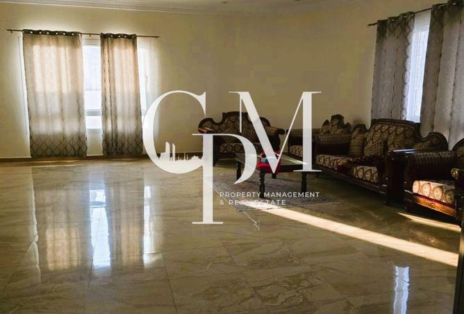 77781313 - Property Image 3