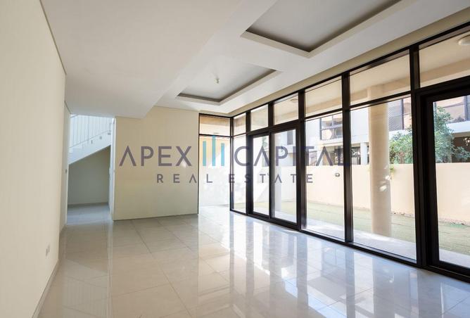 60521439 - Property Image 2