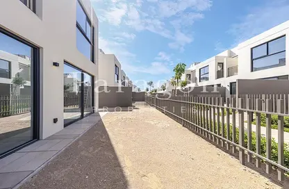 Townhouse - 2 Bedrooms - 4 Bathrooms for sale in Falcon Island North - Falcon Island - Al Hamra Village - Ras Al Khaimah