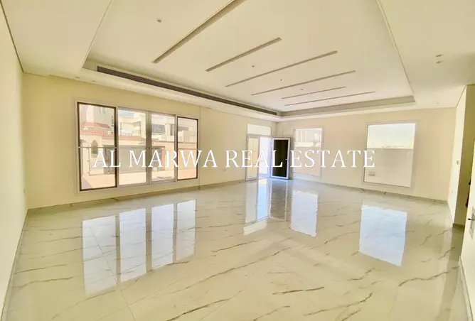 156901249 - Property Image 2
