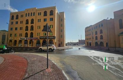 Retail - Studio - 1 Bathroom for rent in Building I02 - Morocco Cluster - International City - Dubai