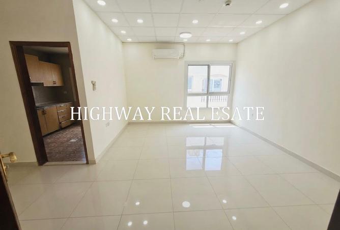 141927921 - Property Main Image