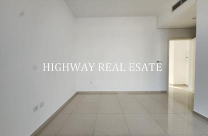 Villa - 2 - 4 for rent in Nasma Residence - Al Tai - Sharjah
